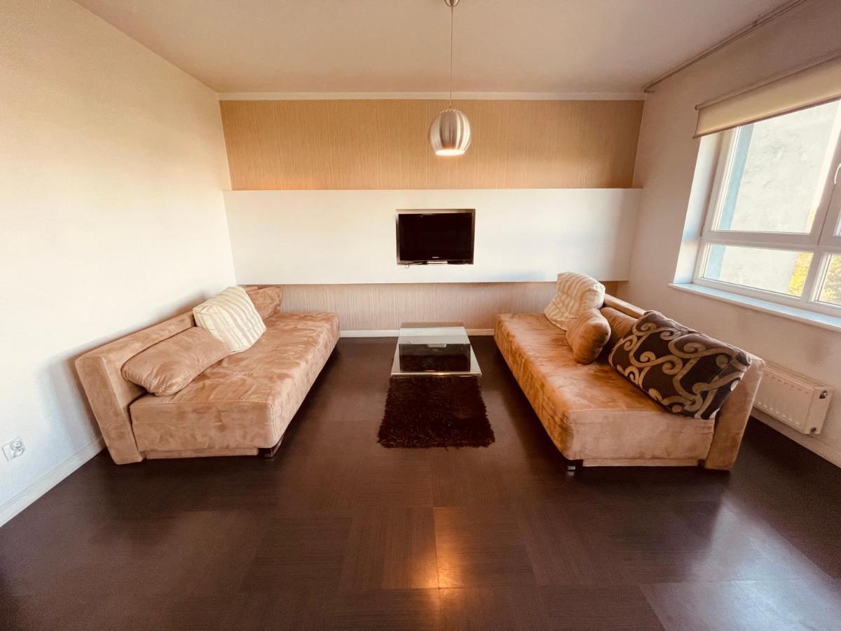 Apartamenty Ktw Debowe Tarasy カトヴィツェ エクステリア 写真